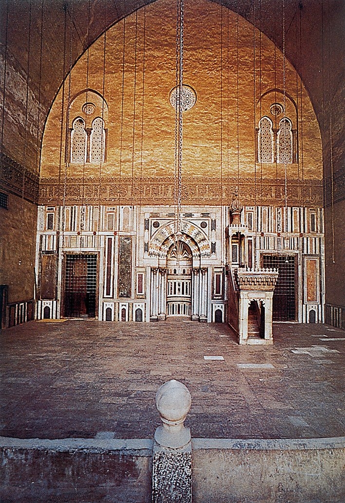 Sultan Hasan Camii’nin içinden bir görünüş