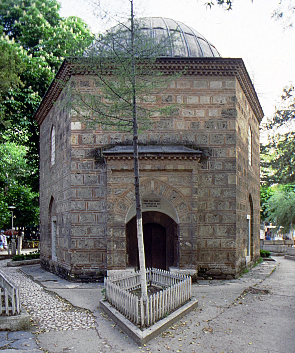 İshak Paşa Türbesi – İnegöl/Bursa