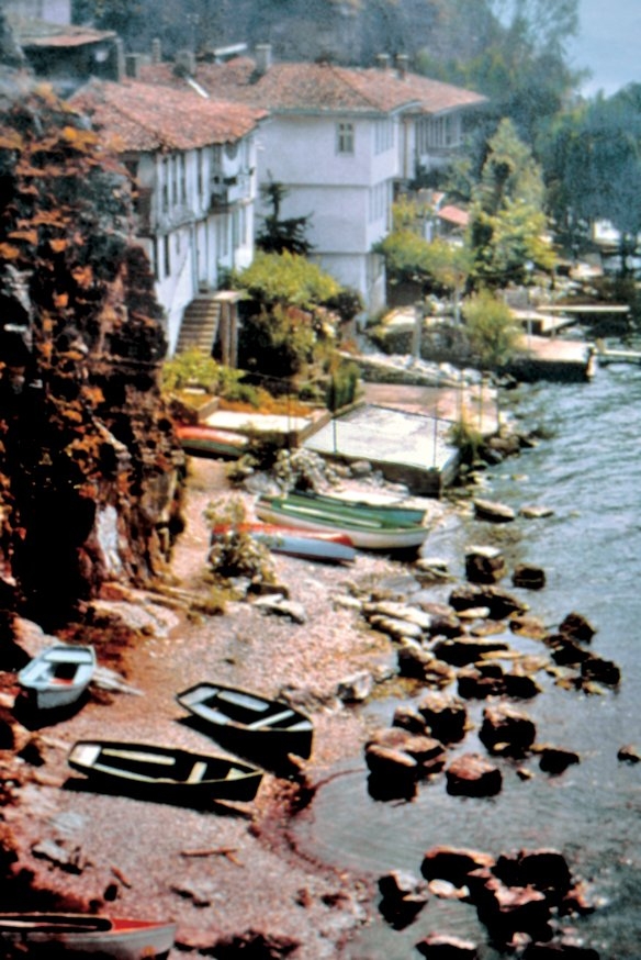 Ohri’de göl kenarındaki Osmanlı devrine ait evler