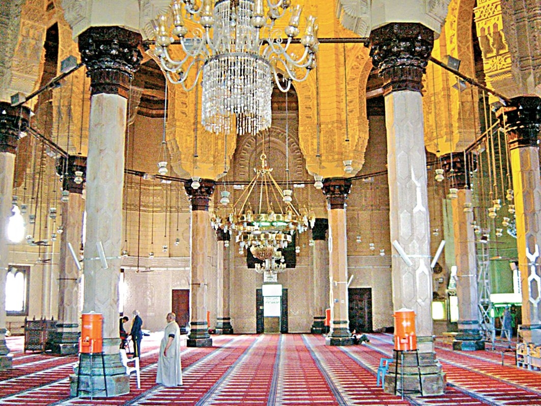 Mürsî Camii’nin içinden bir görünüş
