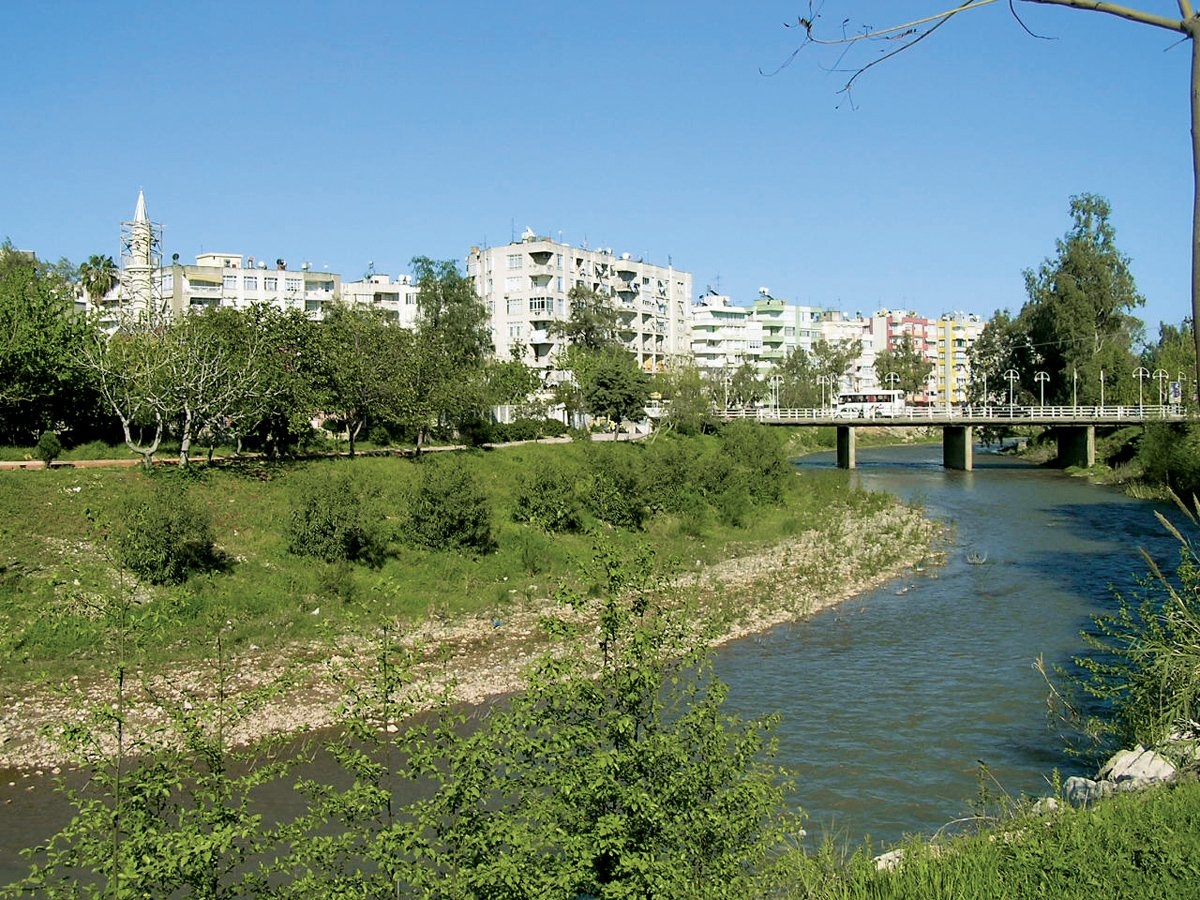 Müftü deresi ve Müftü Köprüsü – Mersin