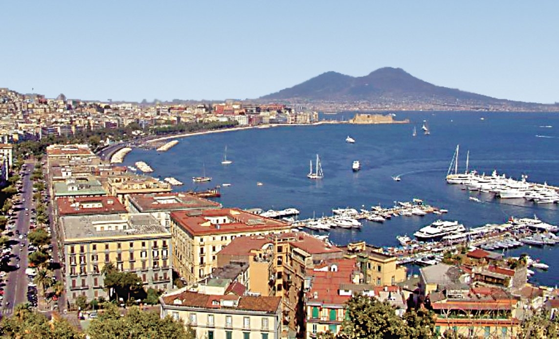 Napoli’den bir görünüş