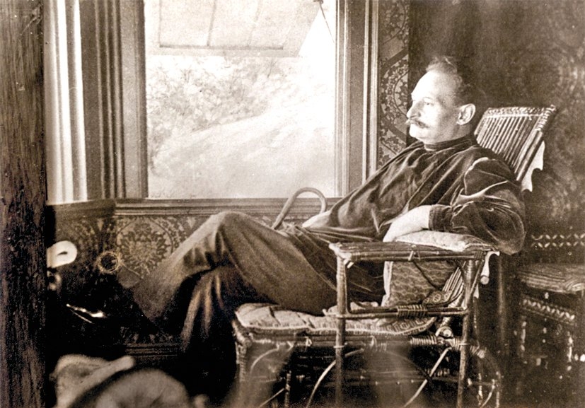 Âşiyan’ın Boğaz’a bakan odasında Tevfik Fikret