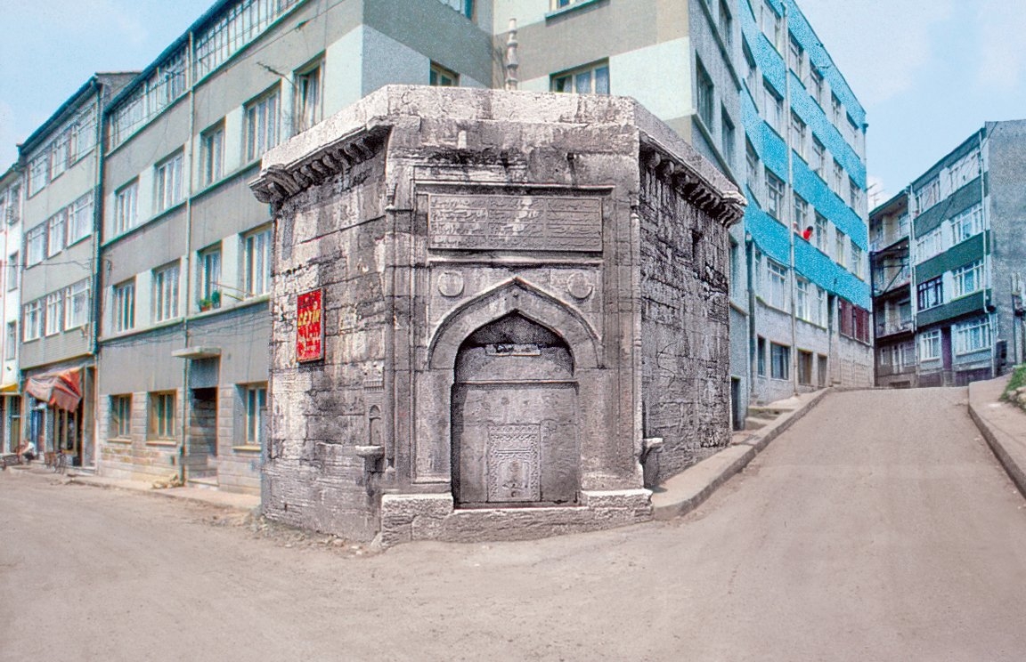 Silivrikapı’daki Sâliha Sultan Çeşmesi
