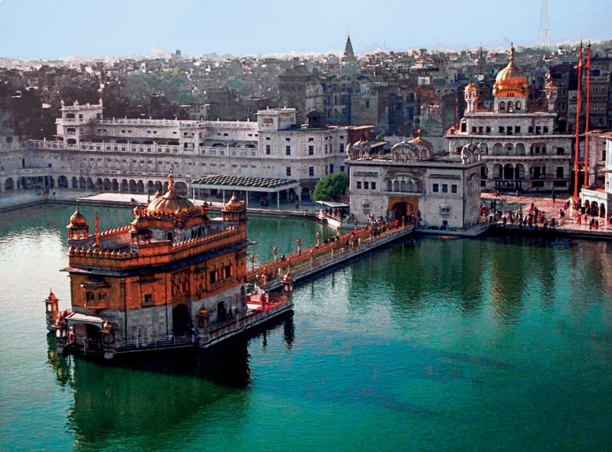 “Altın Tapınak” adıyla tanınan ünlü Sih mâbedi – Amritsar/Hindistan