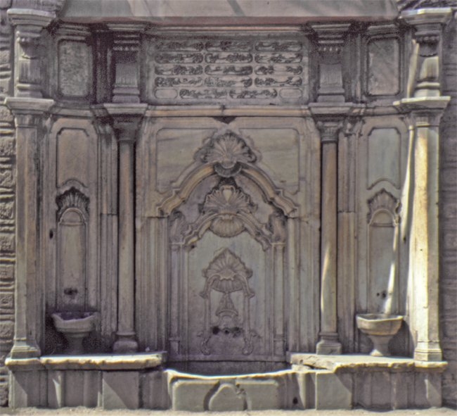 Davutpaşa Haznedar Usta Çeşmesi