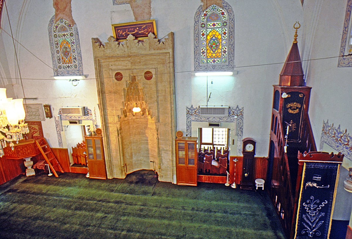 İskender Paşa Camii’nin içinden bir görünüş