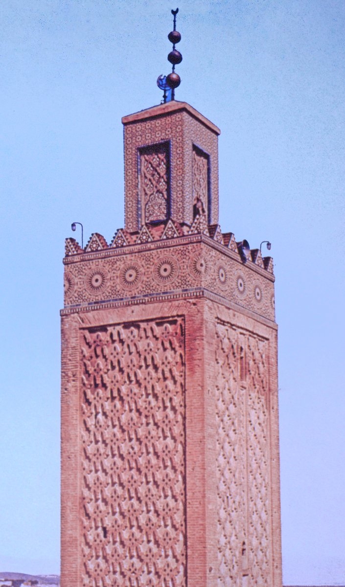 Merînîler dönemine aitSîdî Ebû Medyen Camii’nin minaresi