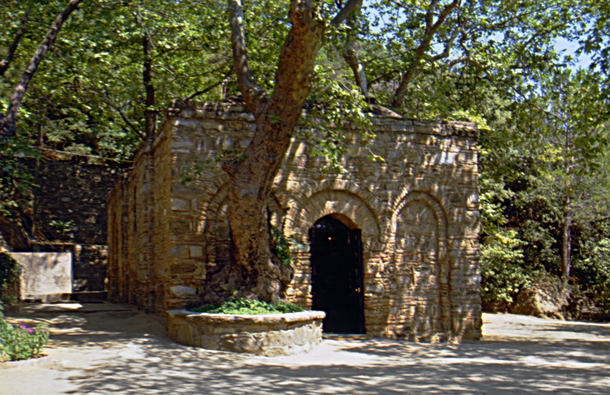 Bülbüldağı üzerindeki Meryemana Evi – Selçuk/İzmir