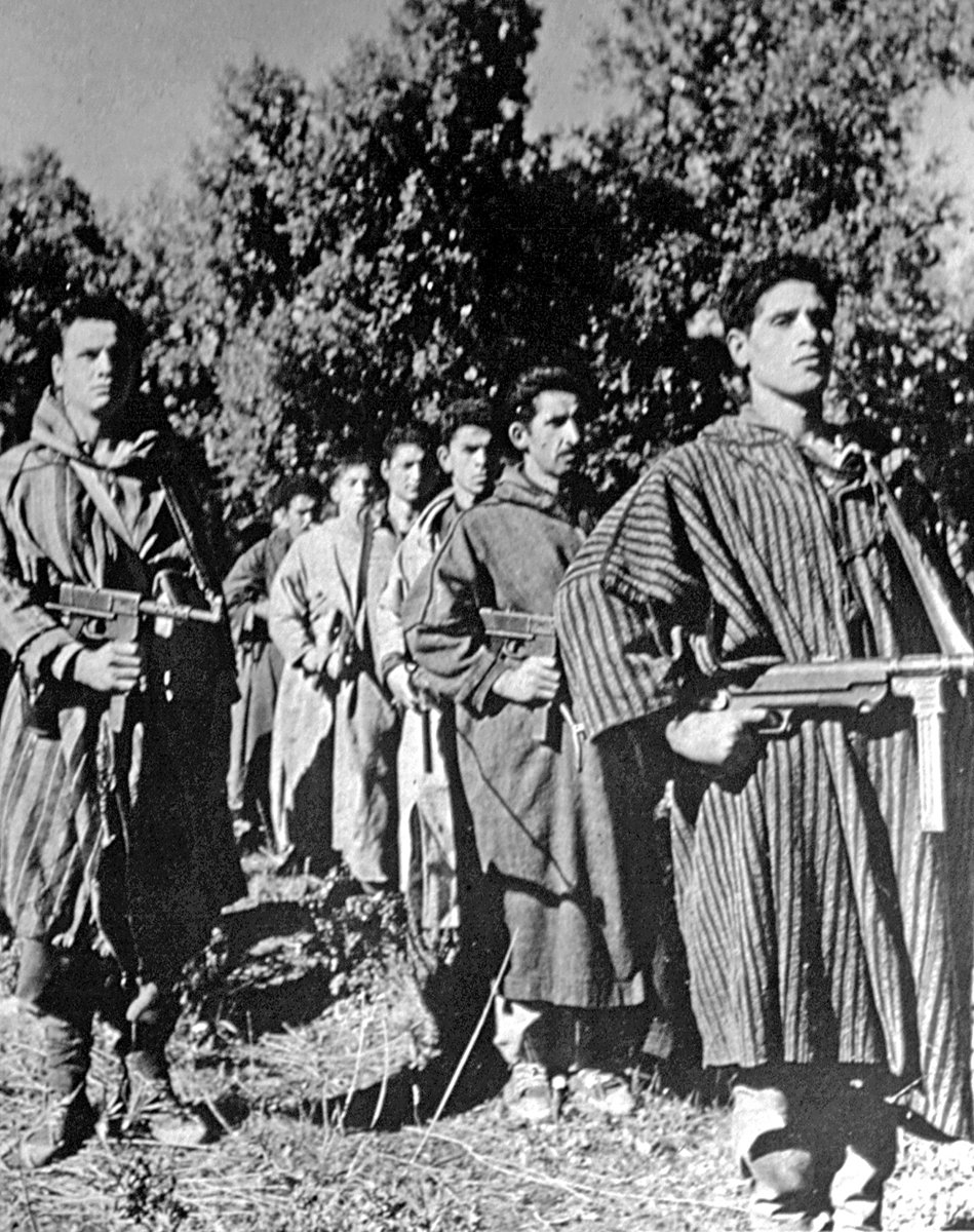 Millî Kurtuluş Ordusu mensubu bir grup mücahid