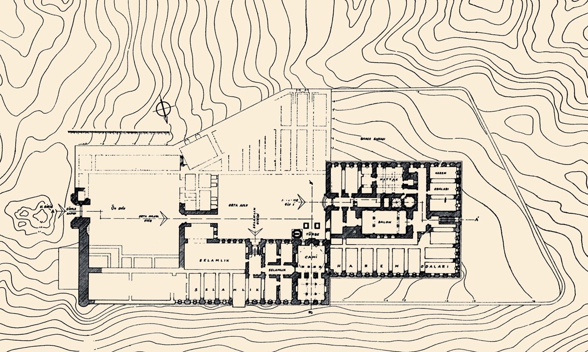 İshak Paşa Sarayı’nın vaziyet planı (Akok, X/2 [1961], lv. XXXIV)