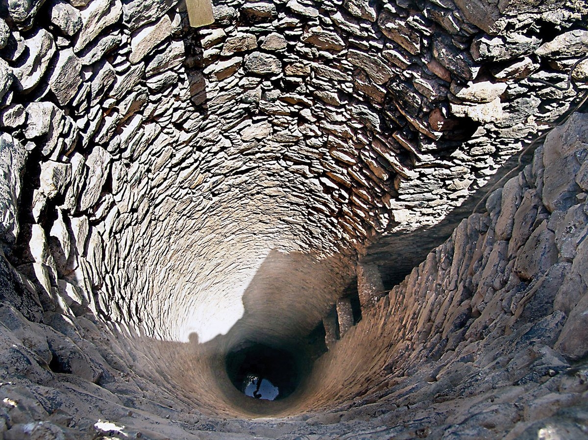 Hudeybiye Antlaşması’nın yapıldığı yerdeki kuyunun içten görünüşü