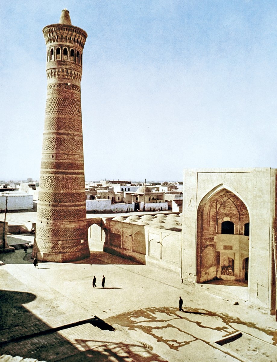 Kalyan Camii’nin minaresi