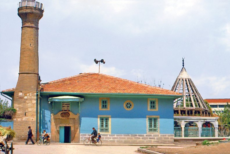 Sadreddin Konevî Camii ve Türbesi – Konya