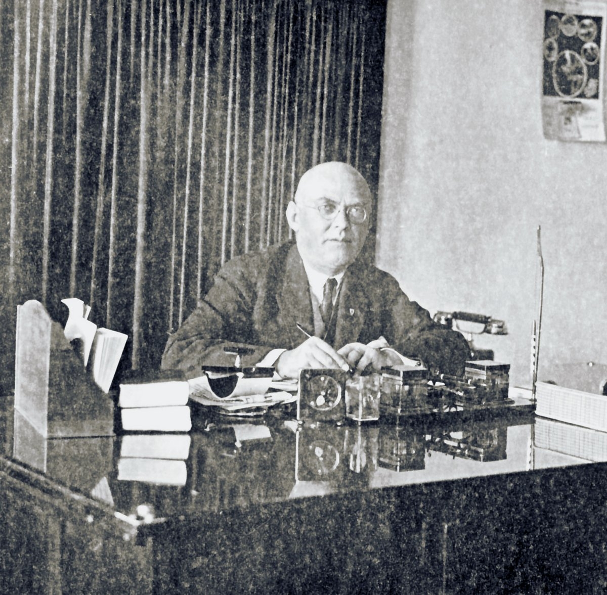 Ali Kemali Aksüt’ün Erzincan valiliği sırasındaki bir fotoğrafı