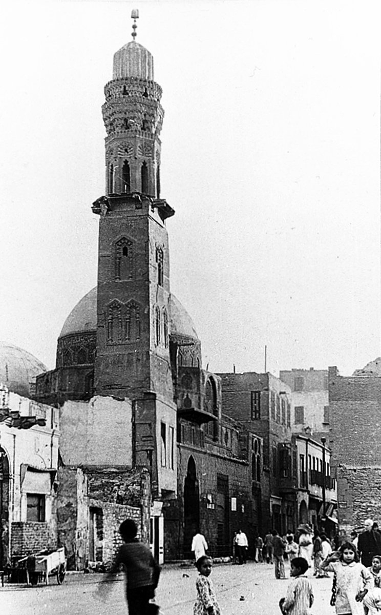 Mısır Mevlevîhânesi’nin yan cephesi – Kahire