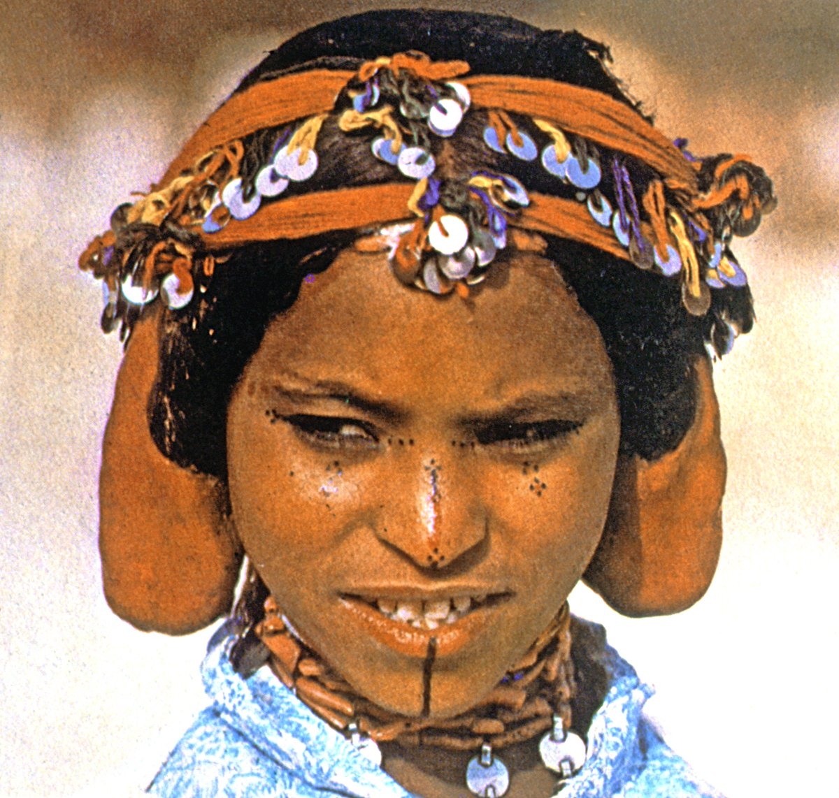 Faslı bir genç kızda dövme