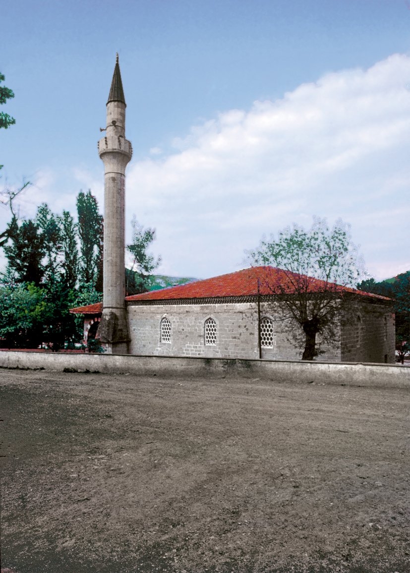 Vezirhan Köprülü Camii