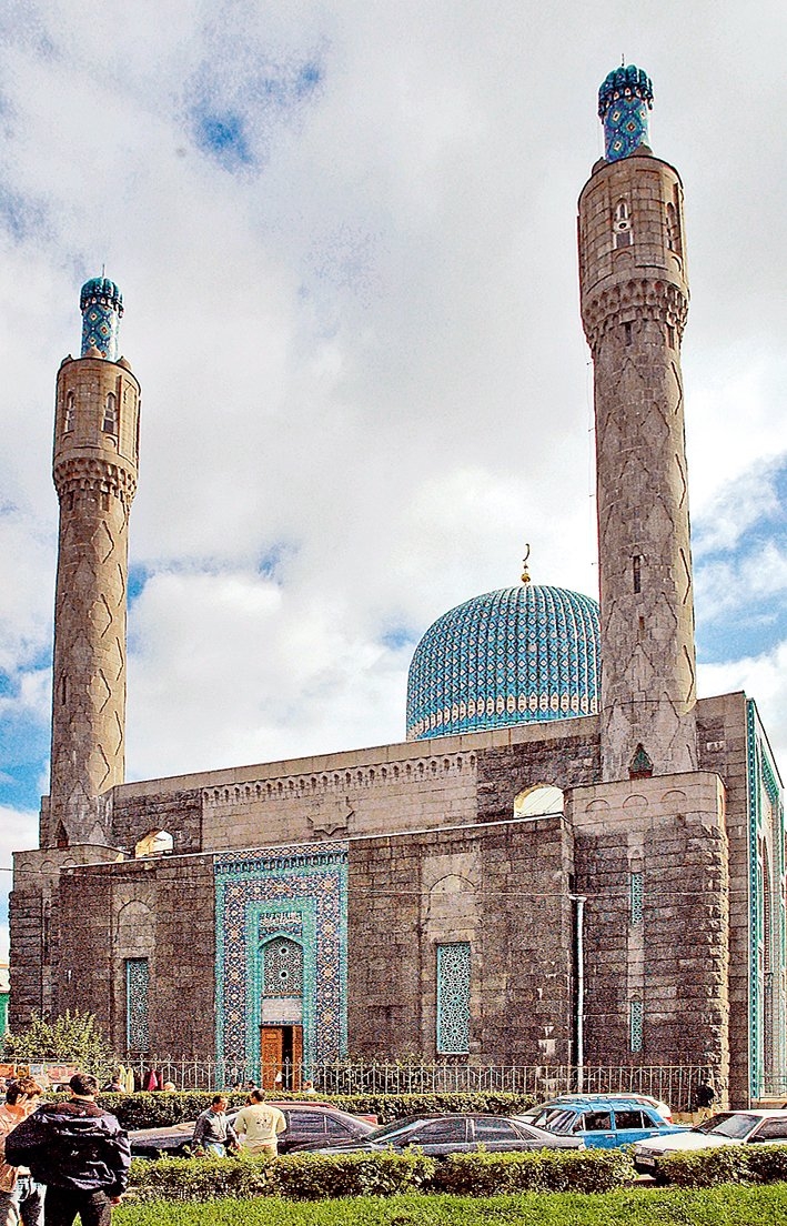 1913’te açıldığında Avrupa’nın en büyük camisi olan Saint Petersburg Camii (Attila Küntüz fotoğraf arşivi)