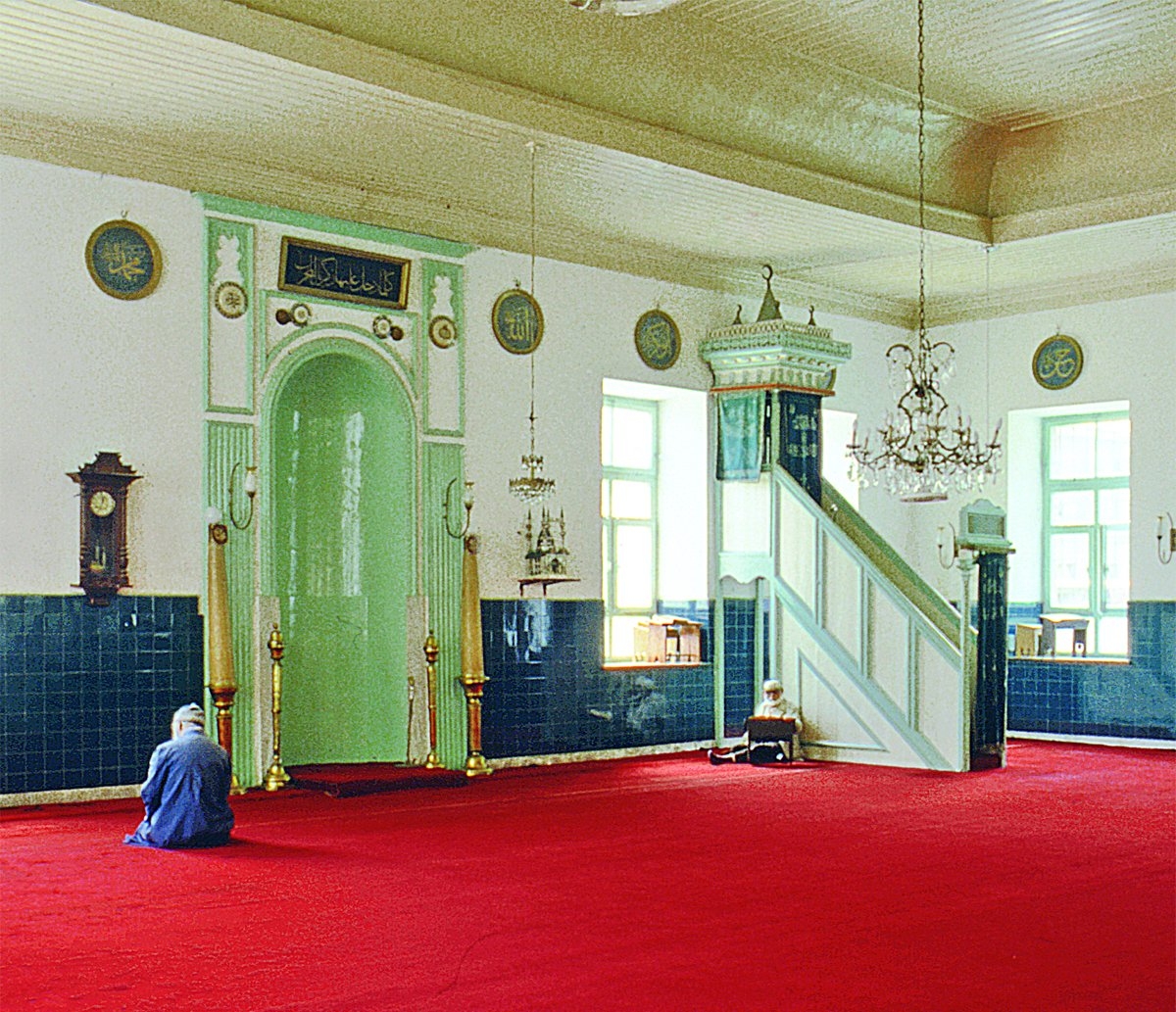 Cankurtaran’da Akbıyık Mescidi’nin içinden bir görünüş – Fatih/İstanbul