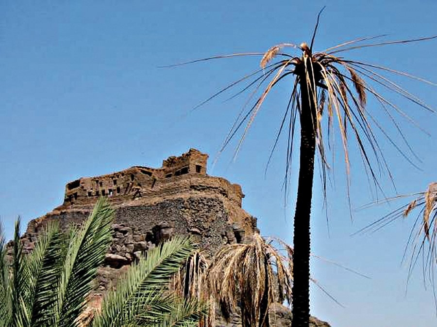 Hayber Kalesi’nin kalıntıları