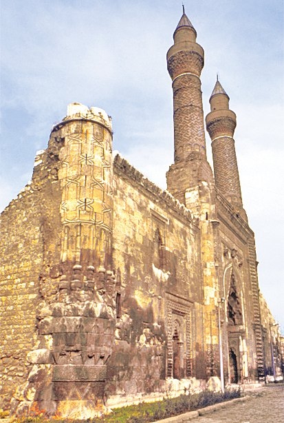 Çifte Minareli Medrese – Sivas