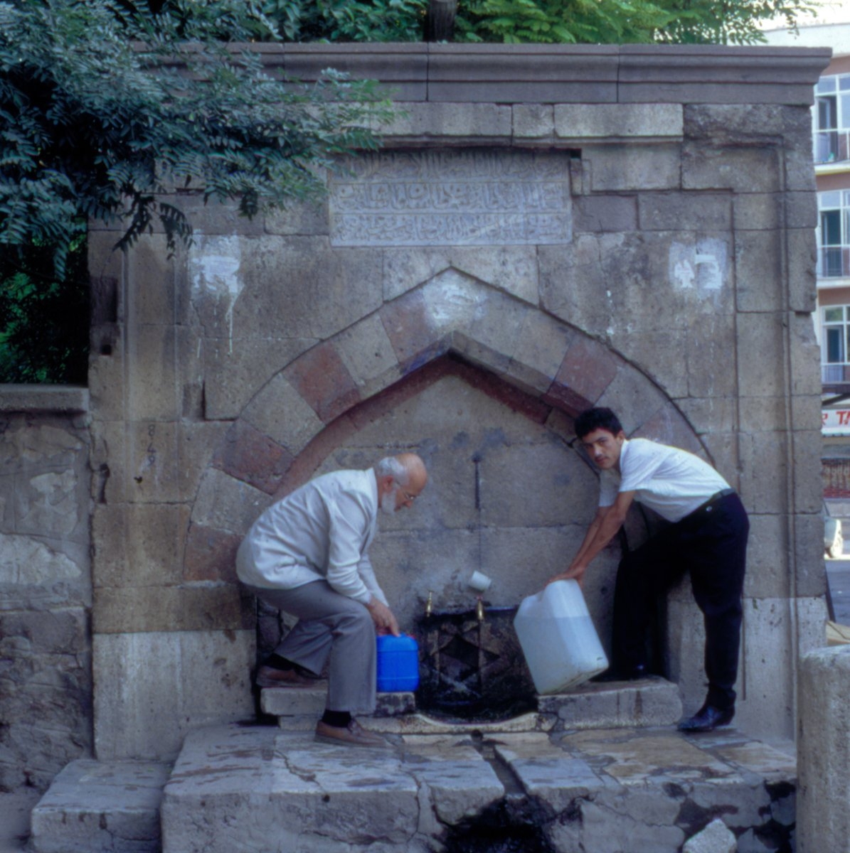 Konya’nın en eski çeşmesi olan Yavuz Selim Çeşmesi