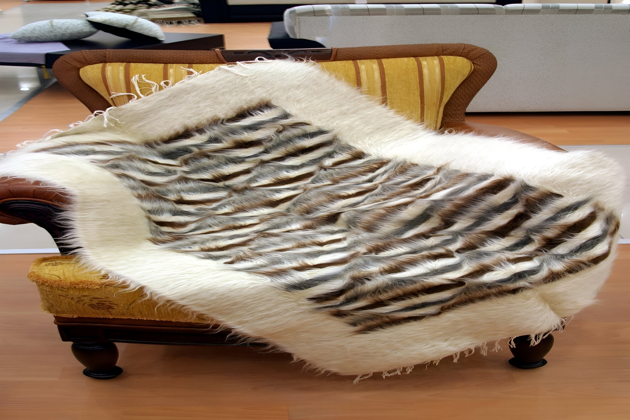 Siirt-Tiftik-Dokuma-Battaniyesi-_2_ (1).jpg