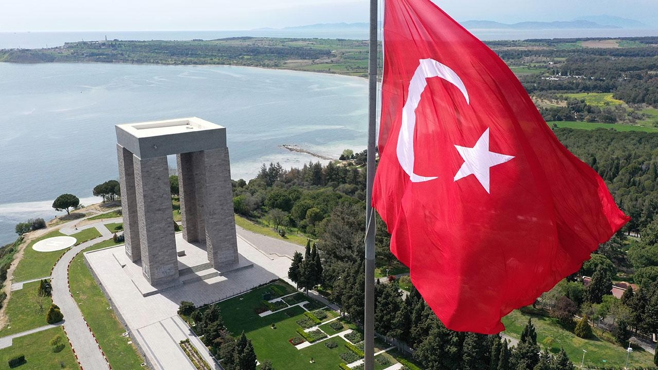 Çanakkale Şehitler Abidesi 