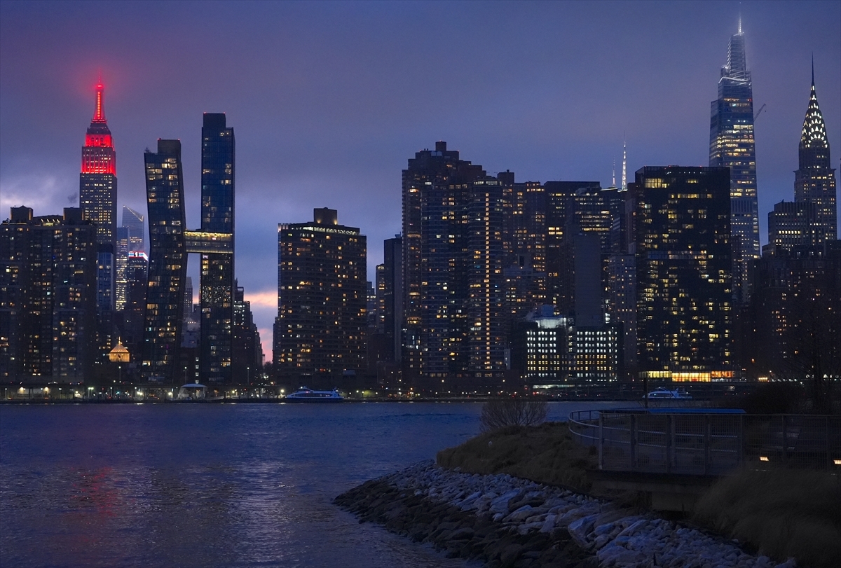 The World's Richest Cities 2025 Report image