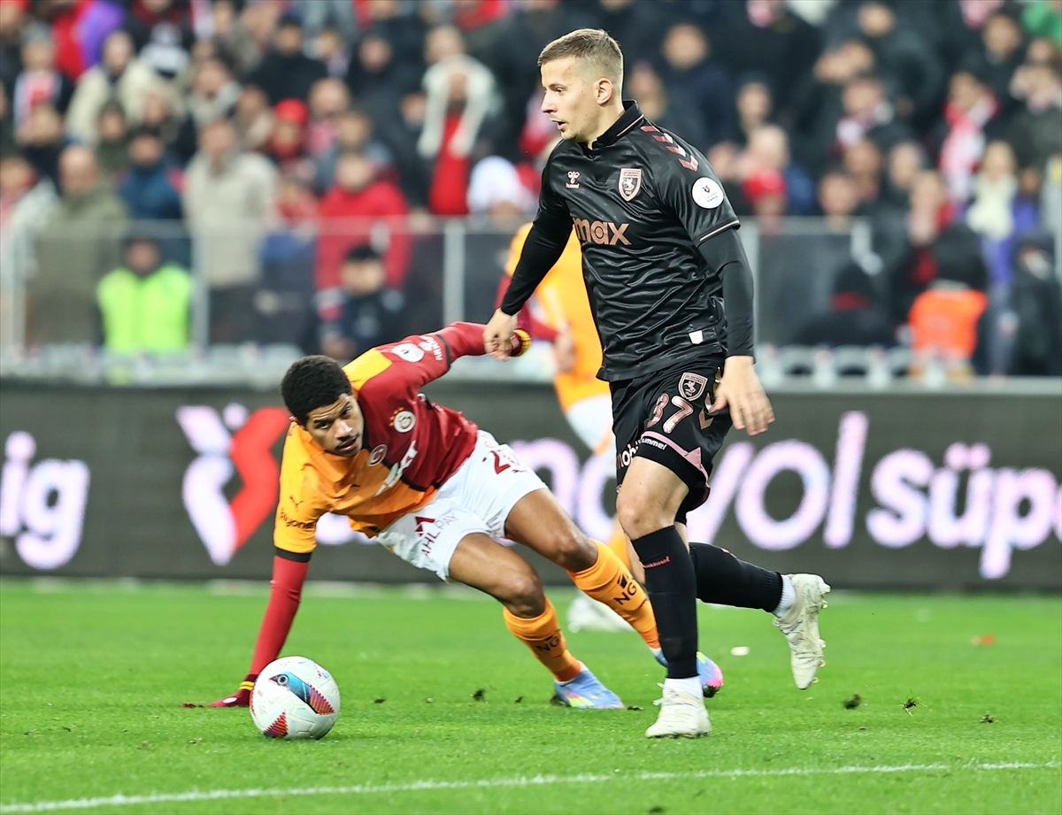 AA-20250411-37606038-37606029-REEDER_SAMSUNSPOR_GALATASARAY.jpg