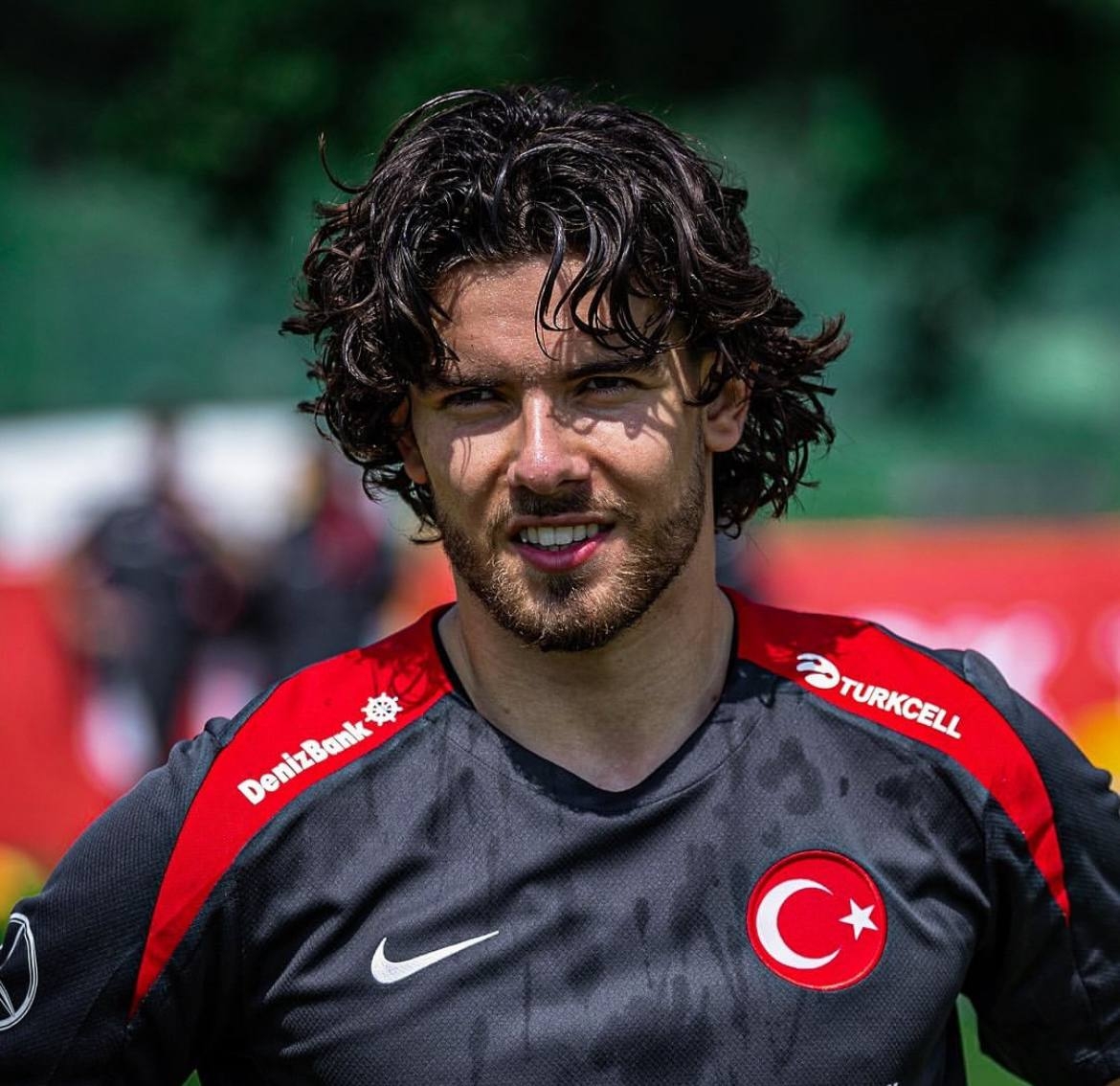 photo_6034875869668951386_y (1).jpg