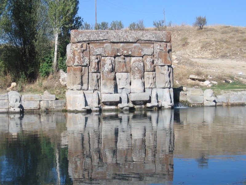 Eflatunpınar Hitit Su Anıtı