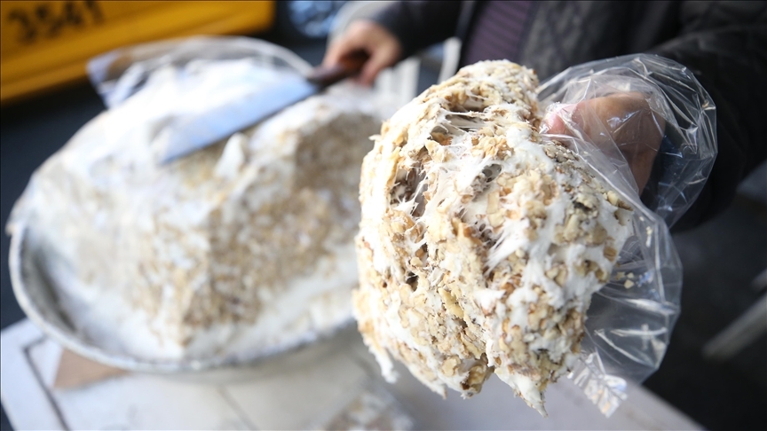 Perşembe Ceviz Helvası.jpg