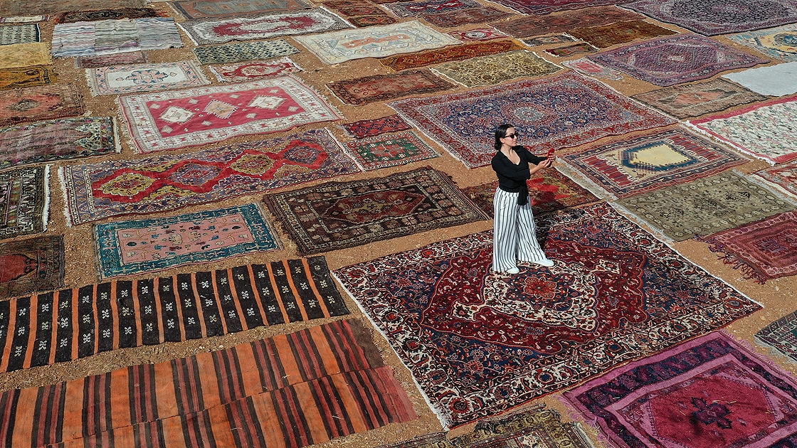 Döşemealtı El Halısı 