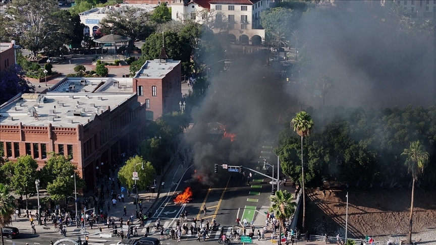 2025 Los Angeles Sınır Gösterileri image