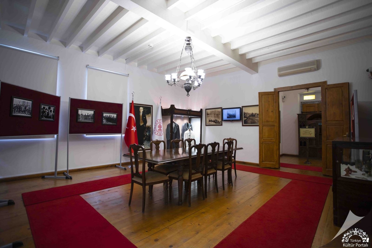 Rize Atatürk Evi Müzesi (1) (1).jpg