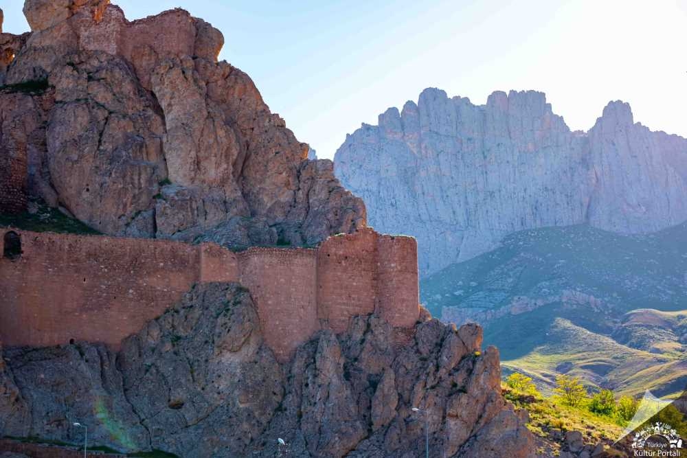 20250529170520609_Agri_Dogubeyazit_Kalesi(11) kopya.jpg