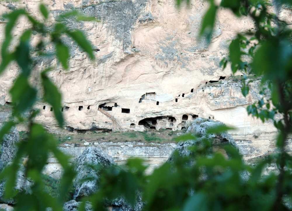 İn Delikleri / Derviş Hücreleri