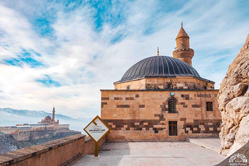 20250530102333855_Agri_Eski_Bayezid_Camii(7) kopya.jpg