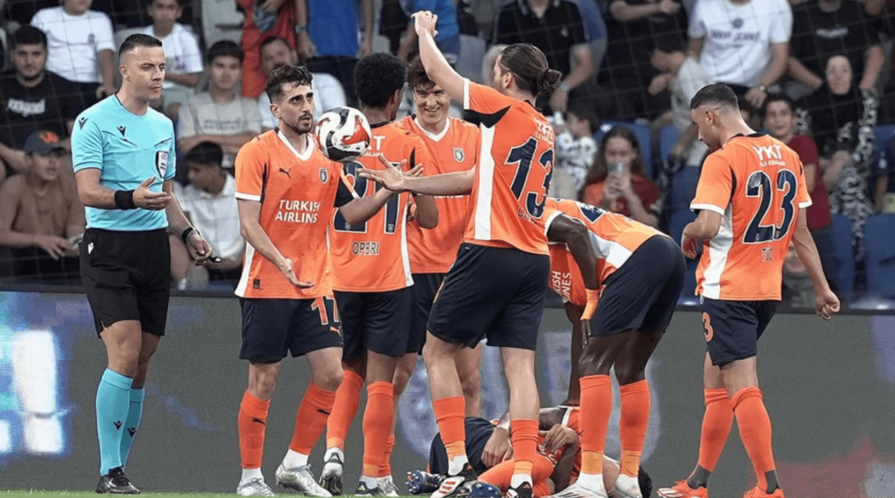 UEFA Konferans Ligi 3. Eleme Turu: Başakşehir - Viking image
