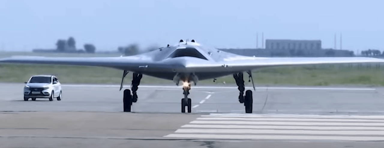 Sukhoi S-70 Okhotnik 