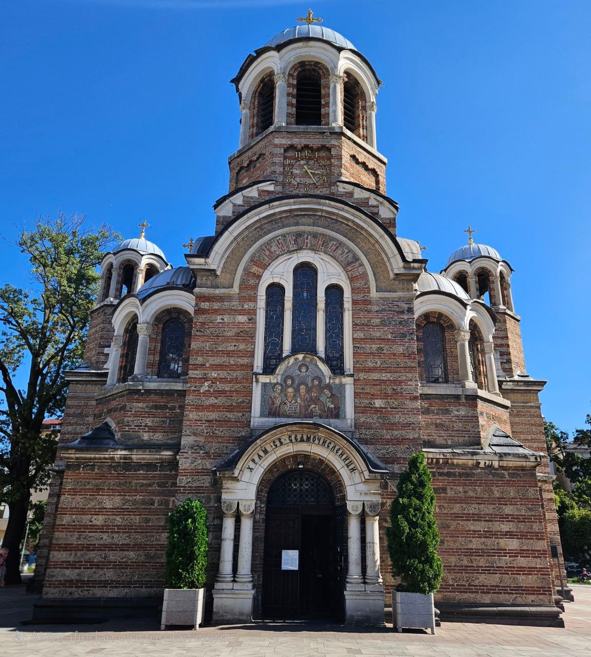 photo_5938344675805087857_y (1).jpg