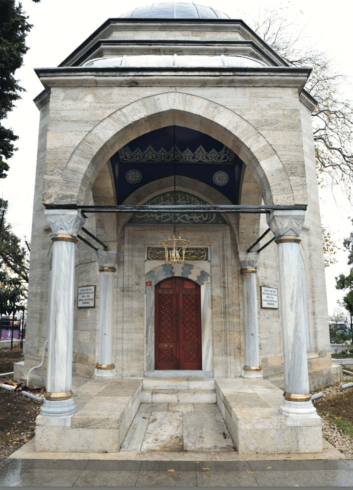 Barbaros Hayreddin Paşa Türbesi
