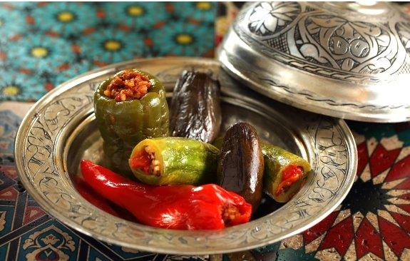 Antep Allı Yeşilli Dolma.jpeg