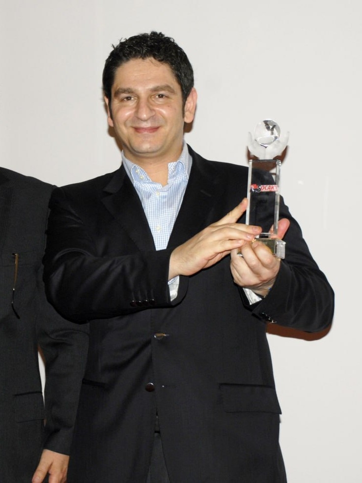 Güntekin Onay bilgi.jpg