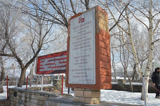 Yanık Camii Katliamı