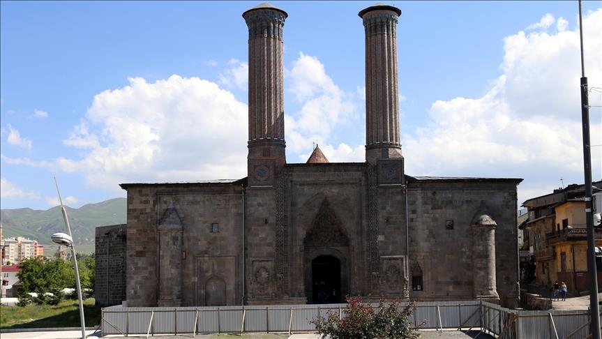 Erzurum Çifte Minareli Medrese (Hatuniye Medresesi) 