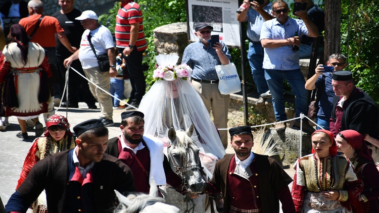 Galiçnik Düğünü