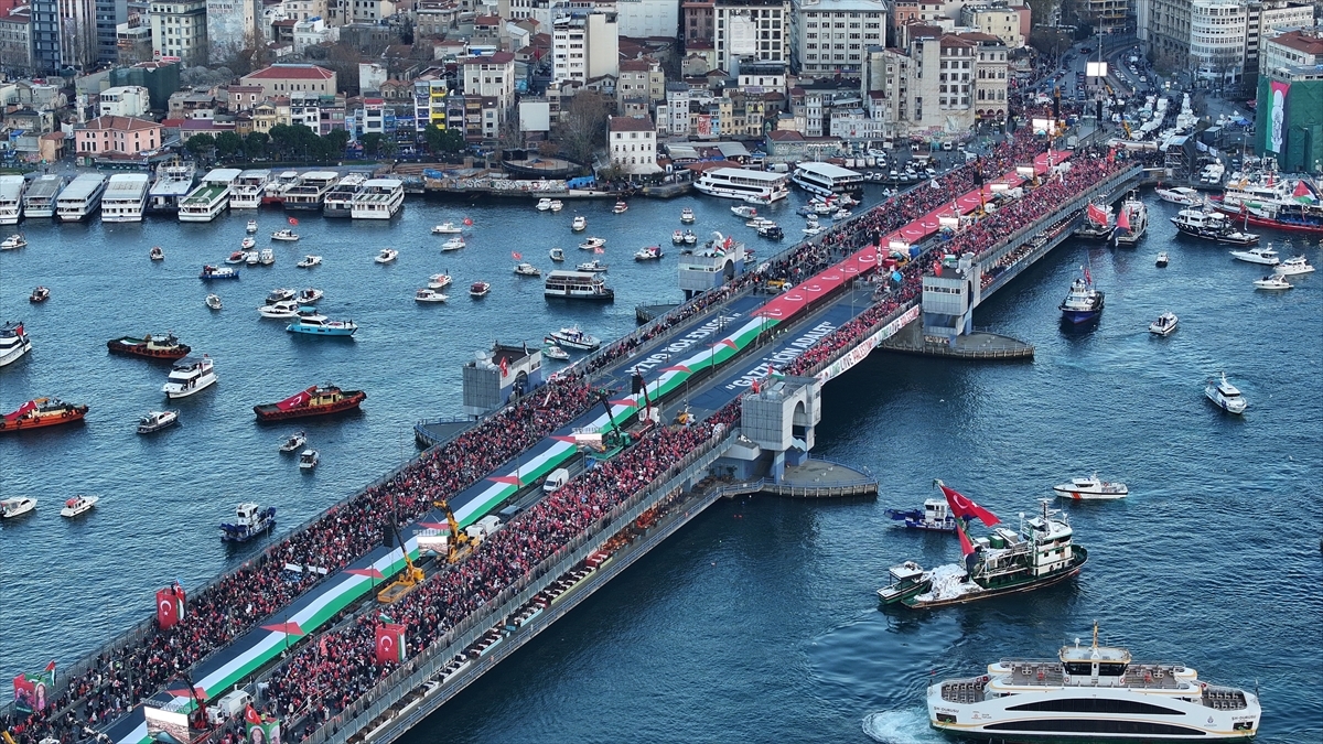 Galata Bridge Palestine Support March (2026) image